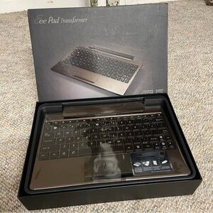 NEW ASUS TF101 Eee Pad Transformer Keyboard DOCK Notebook Tablet Mobile Qwerty